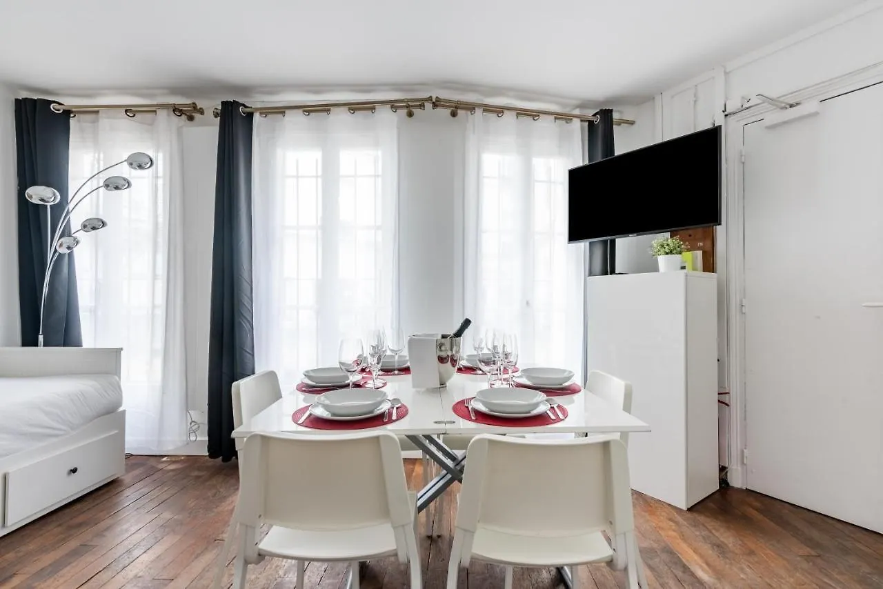 Appartement Magenta Quest París 0*,